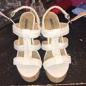 Soda White Wedges